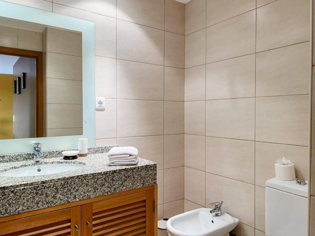 Апартаменты Guestready - Serene Escape In Камара-де-Лобуш Экстерьер фото